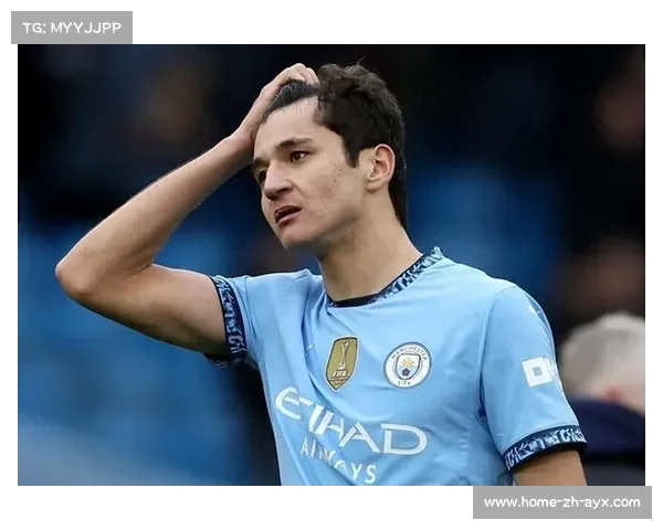 沃克谈离开曼城决定：不想仅为替补席而存在坚持渴望上场踢球