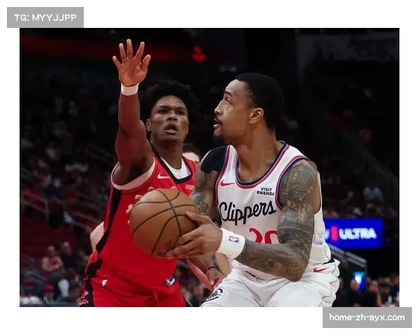 快船105-102绝杀火箭 莱昂纳德末节19分展现关键时刻体系执行力 快船105-102绝杀火箭 莱昂纳德末节19分展现关键时刻体系执行力